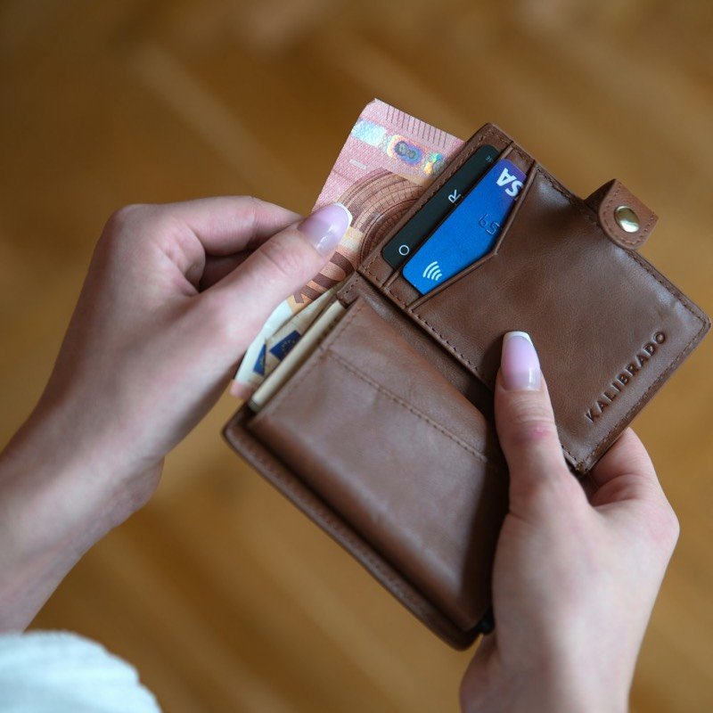Everyday Zip Wallet
